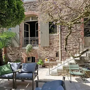 Bed & Breakfast Castel Jolly, Rennes